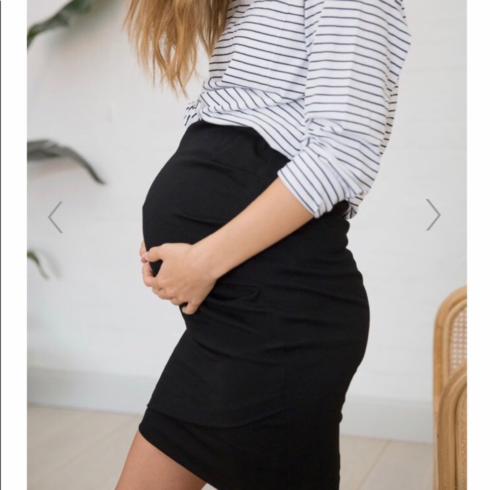 Bae the Label Kiss & Tell Tuck maternity skirt NWT